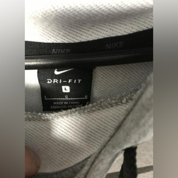Nike Gray and Black Sweatshirt Hoodie - Picture 4 of 6